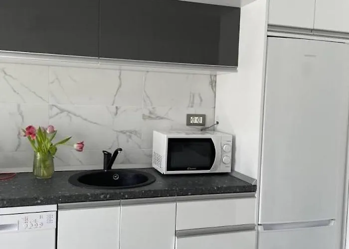 Philip By Alezzii Nord 10 * Navodari